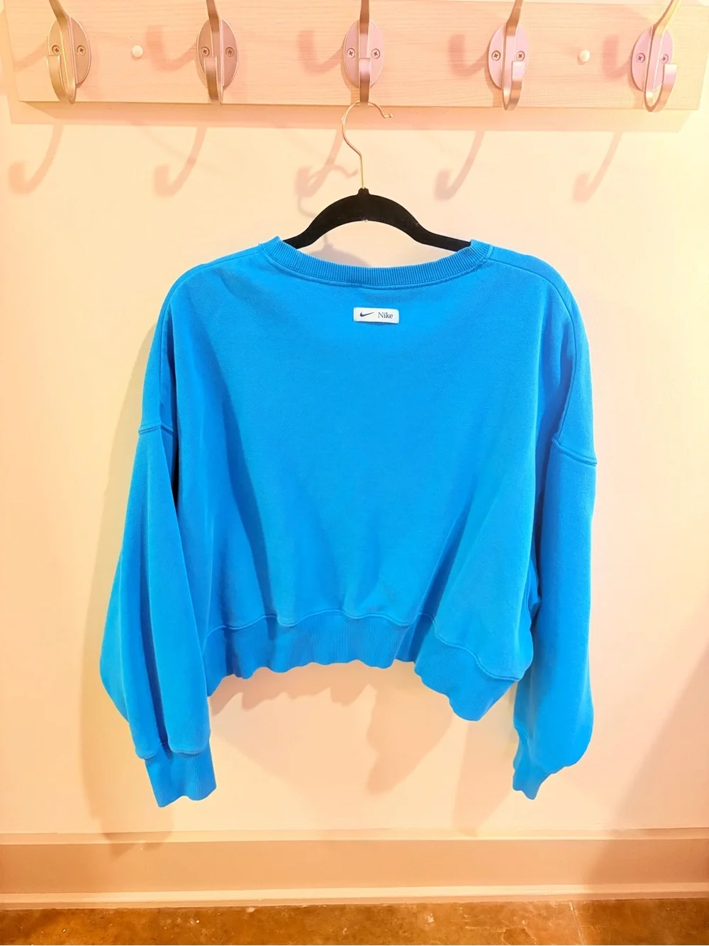 Nike Women’s Bright Blue Cropped Crewneck Sweatshirt